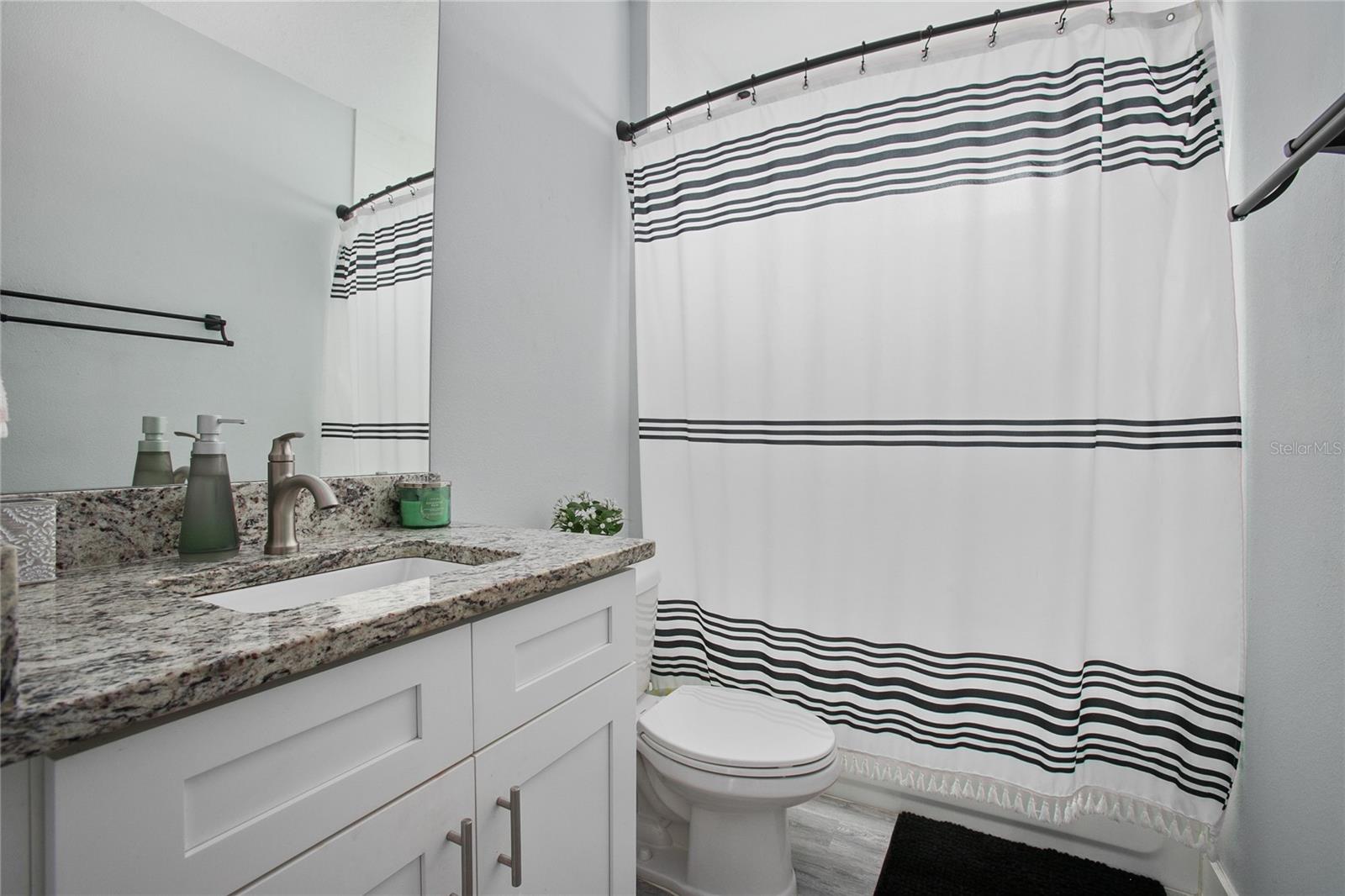 Image 18 of 26 For 1094 Lolita Street