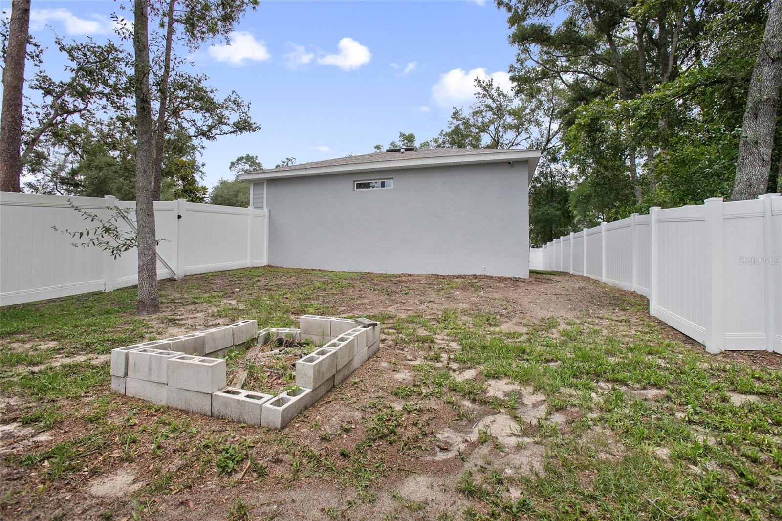 Image 25 of 26 For 1094 Lolita Street