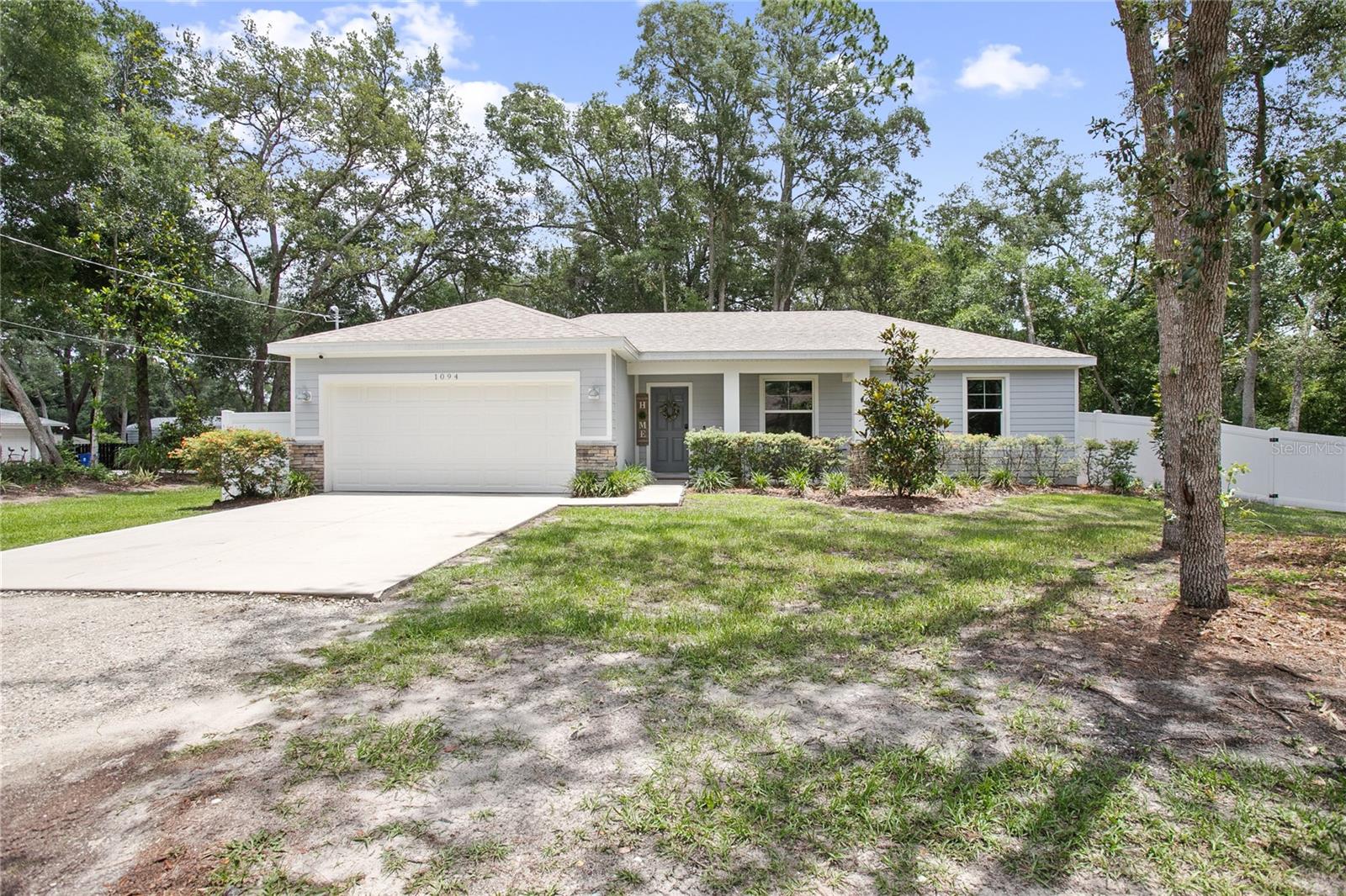 Image 4 of 26 For 1094 Lolita Street