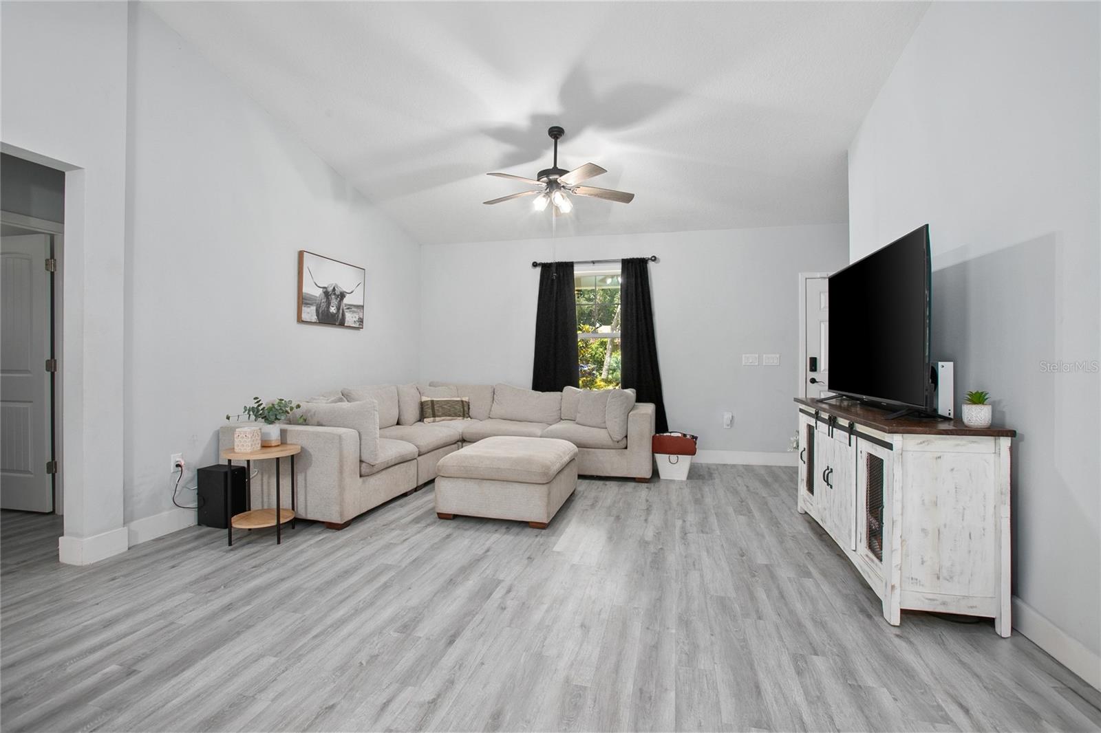 Image 9 of 26 For 1094 Lolita Street