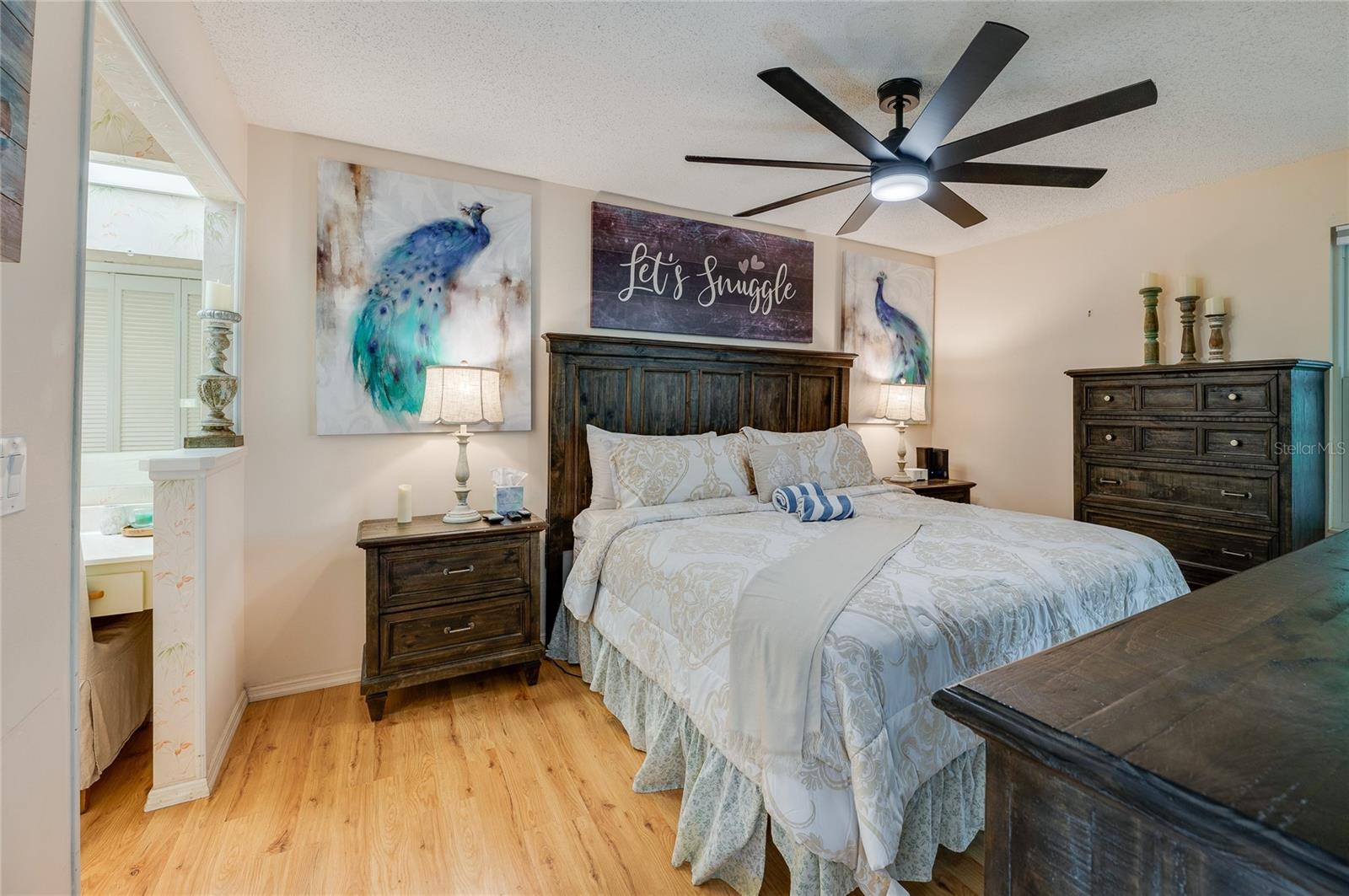 Image 20 of 40 For 955 Grayling Court B