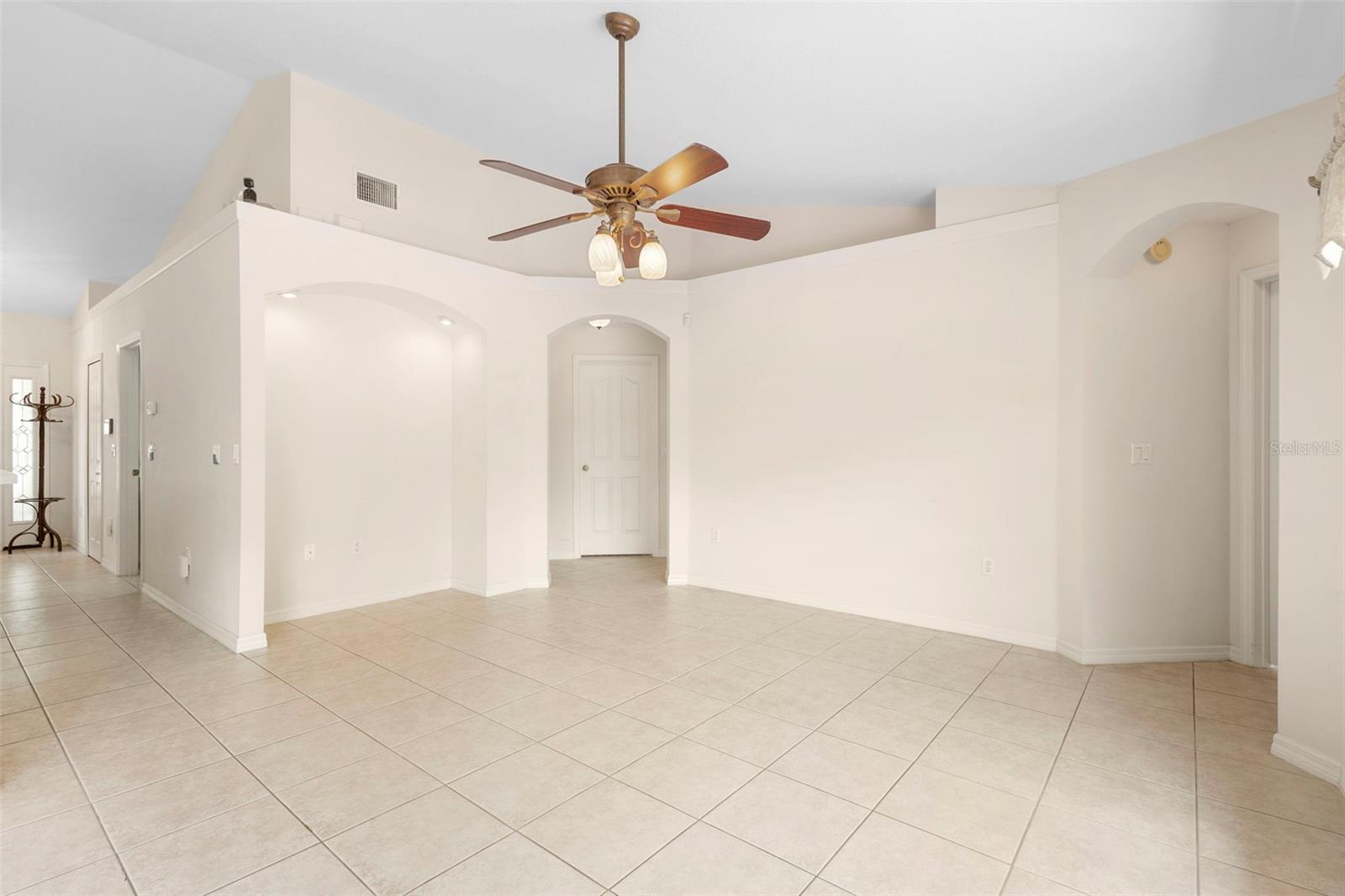 Image 12 of 49 For 2478 Unionville Drive