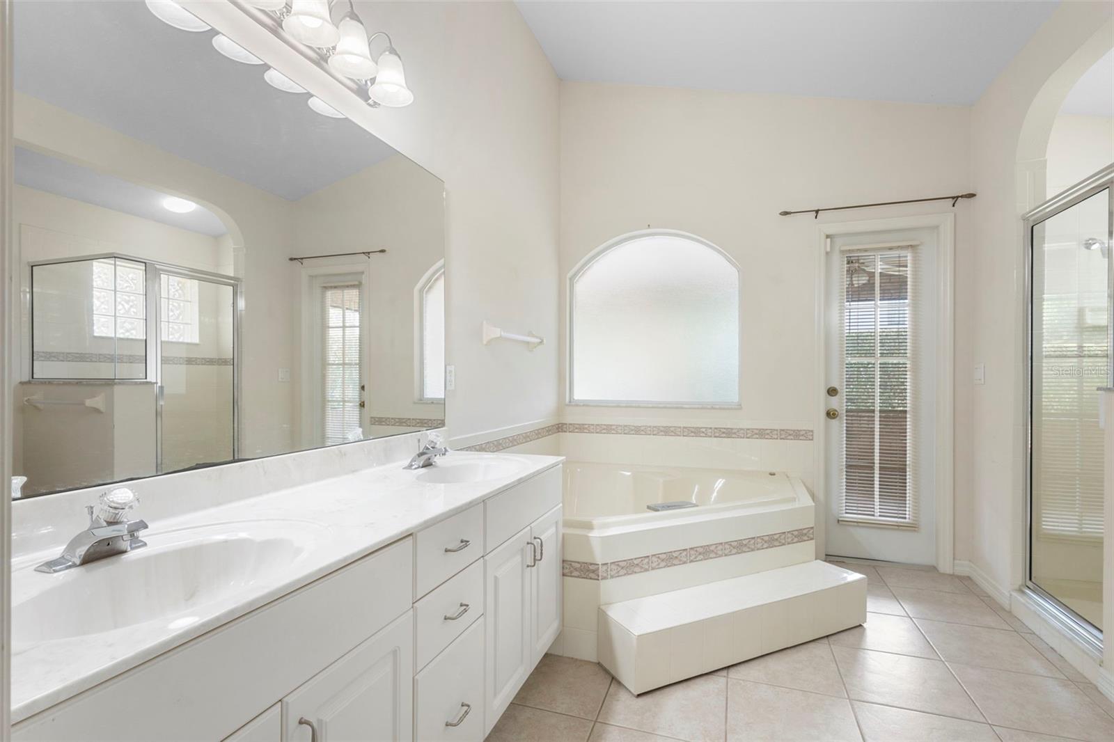 Image 23 of 49 For 2478 Unionville Drive