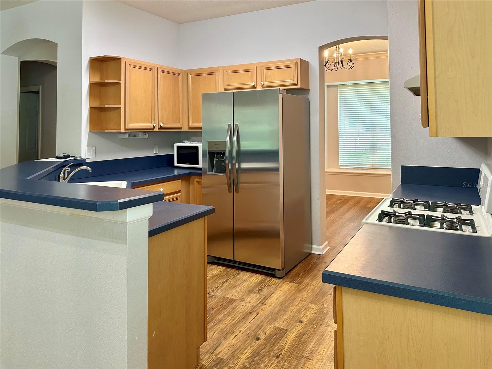 Image 11 of 47 For 107 Brookgreen Way