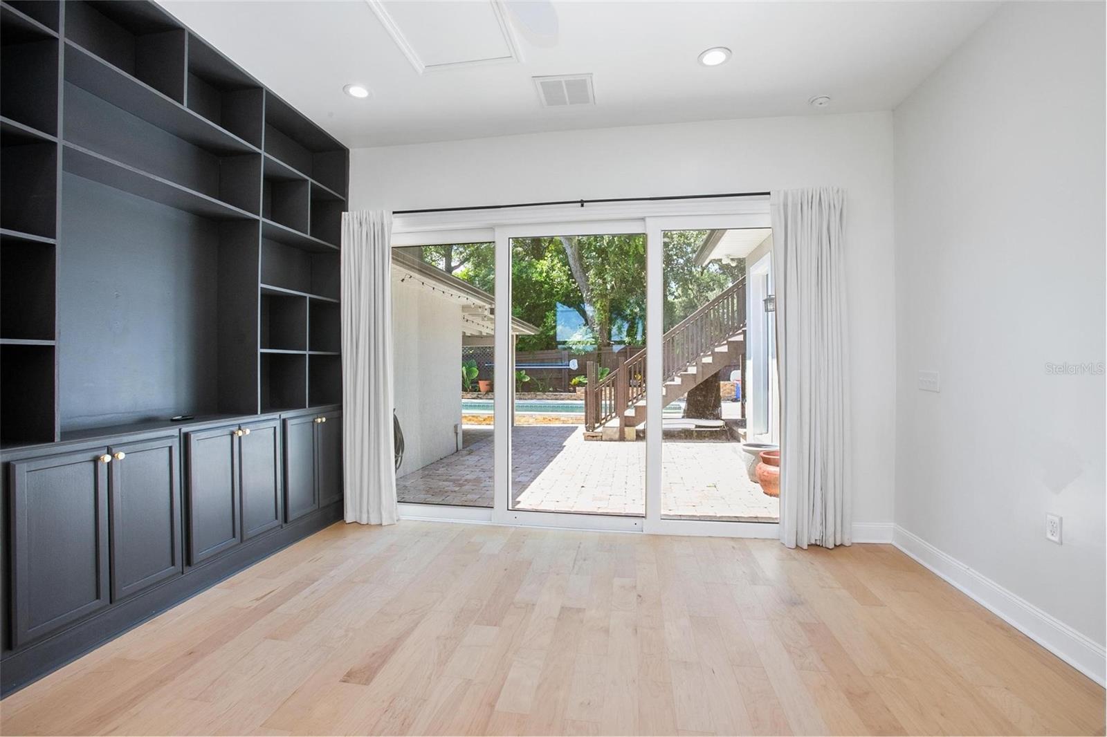 Image 16 of 72 For 1620 20th Street