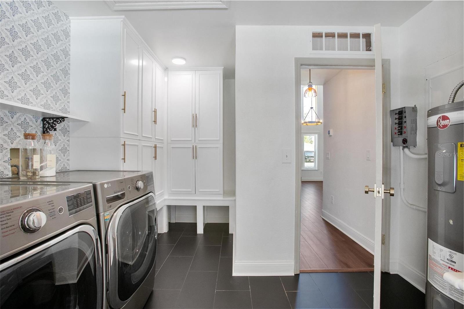 Image 19 of 72 For 1620 20th Street