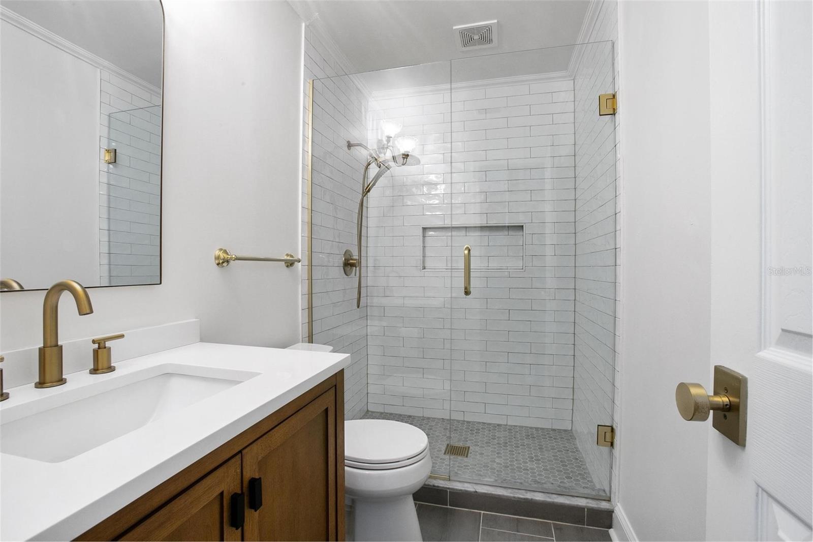 Image 22 of 72 For 1620 20th Street