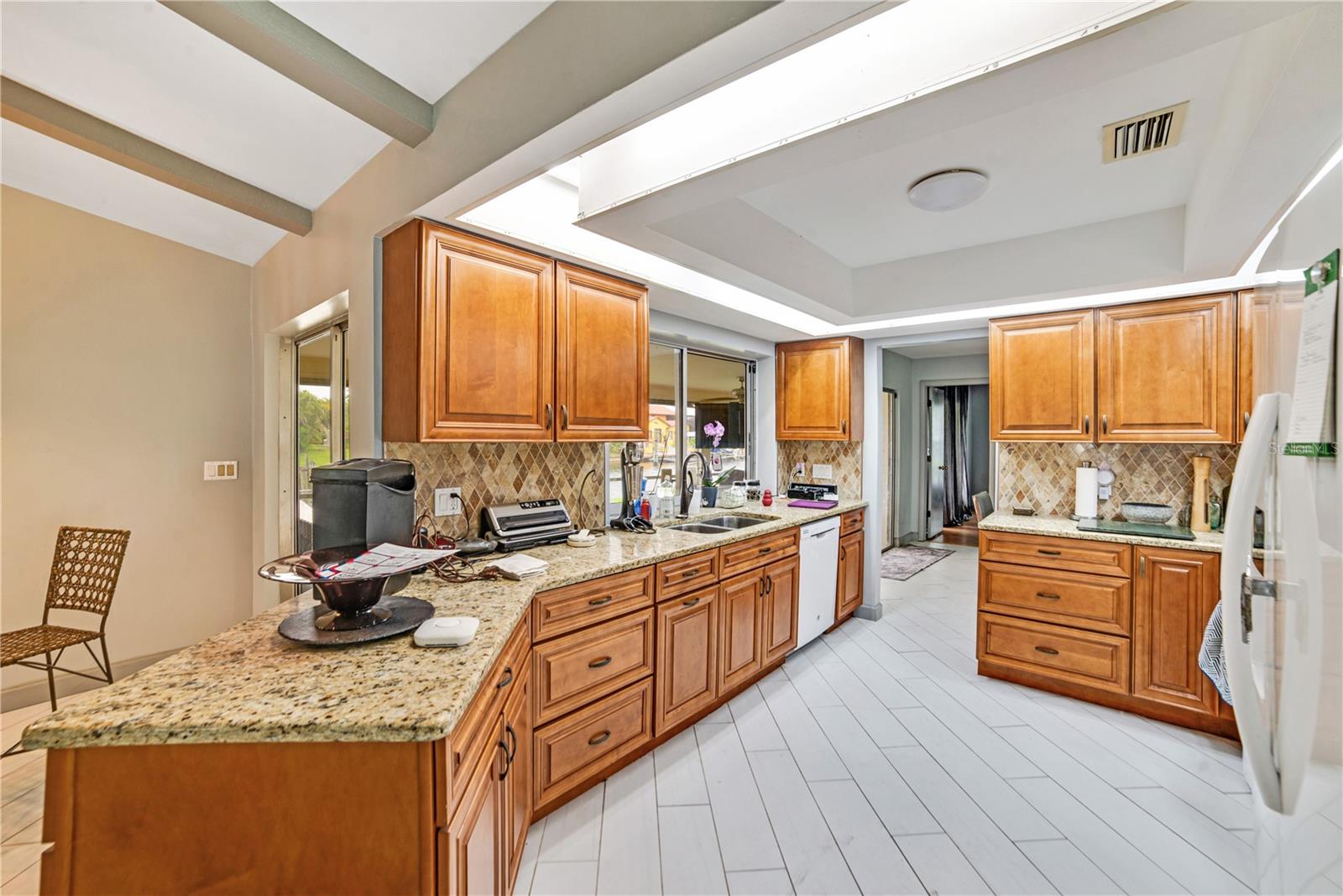 Image 15 of 56 For 2339 27th Street