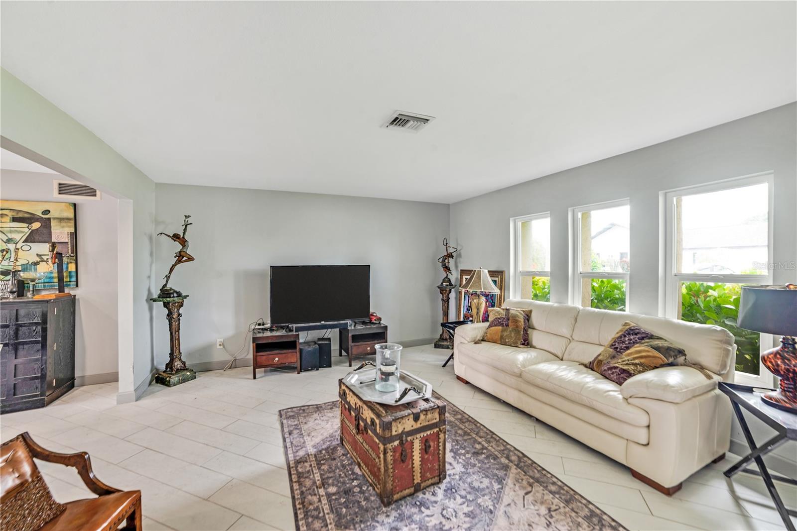 Image 3 of 56 For 2339 27th Street