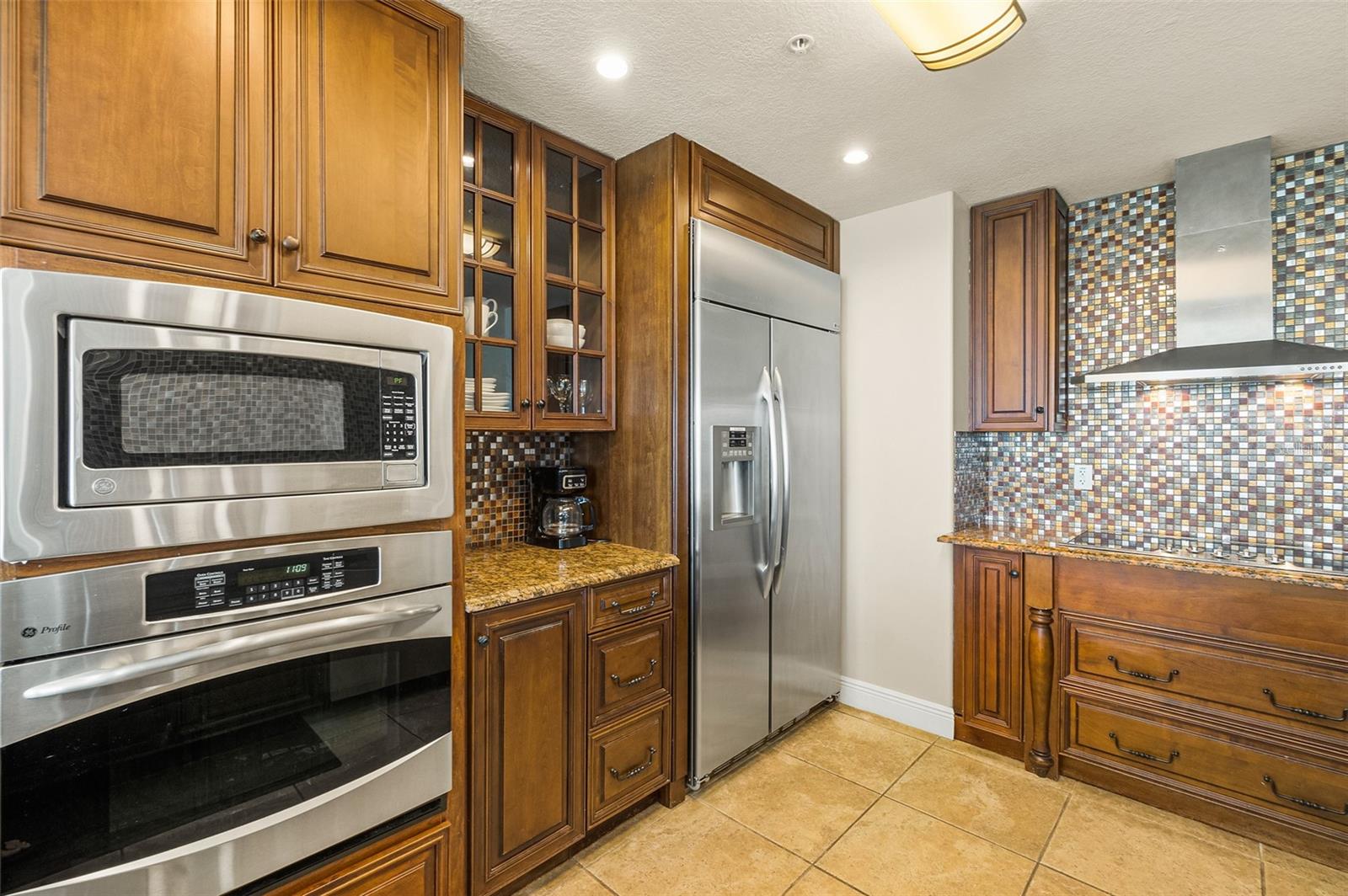 Image 15 of 49 For 2801 Hill Street 801