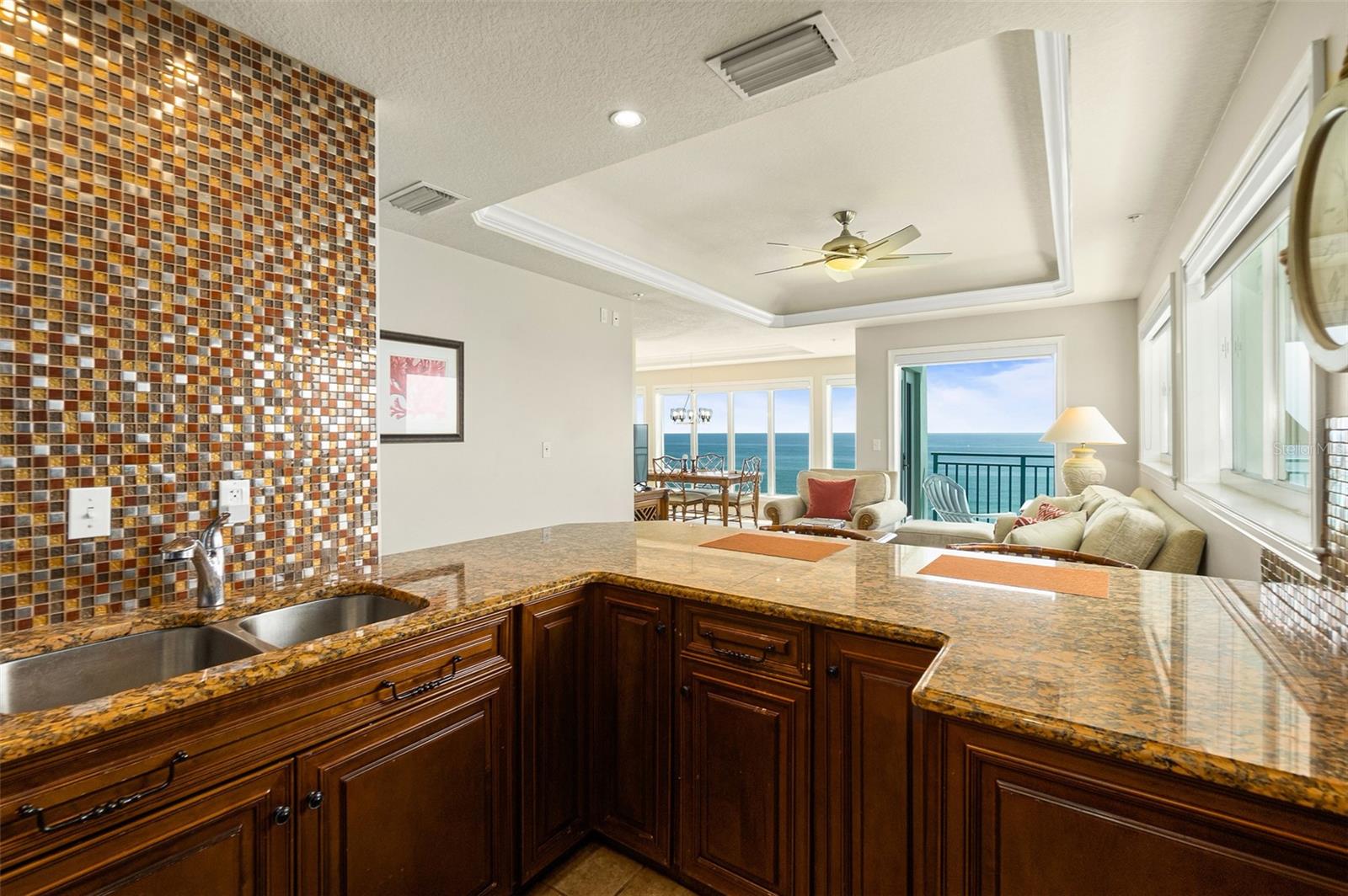 Image 16 of 49 For 2801 Hill Street 801