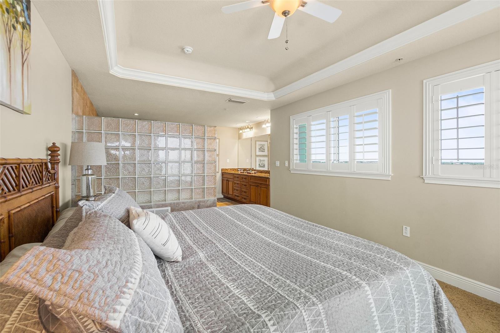 Image 19 of 49 For 2801 Hill Street 801