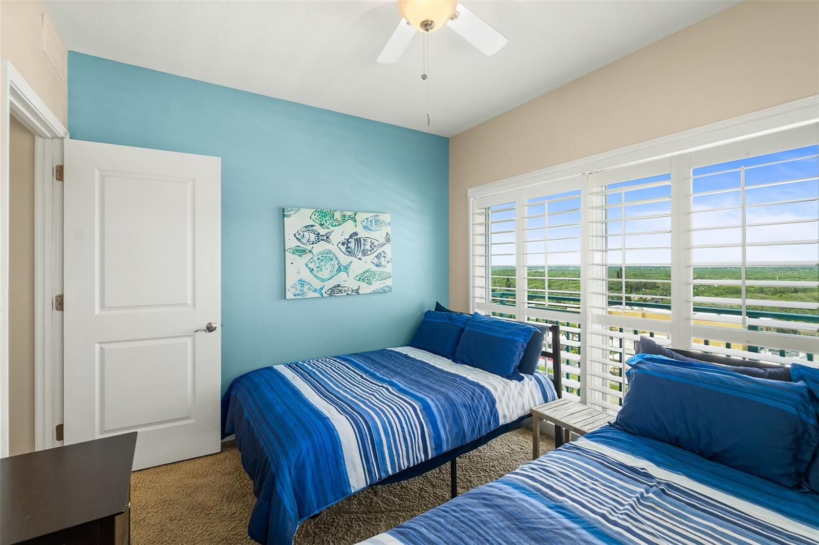 Image 31 of 49 For 2801 Hill Street 801