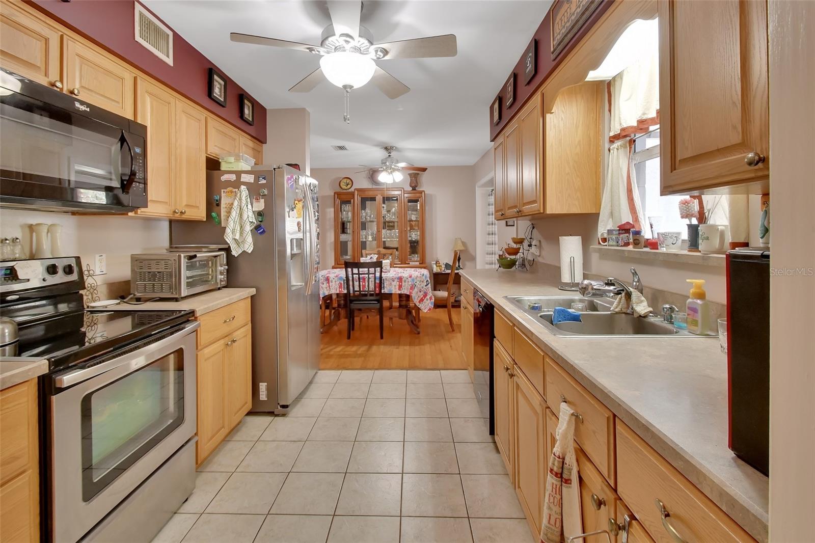 Image 13 of 37 For 2676 Palm Terrace Street