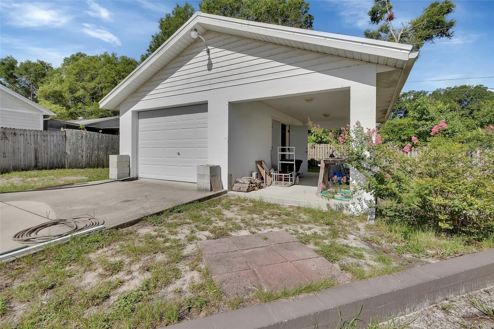 Image 32 of 37 For 2676 Palm Terrace Street