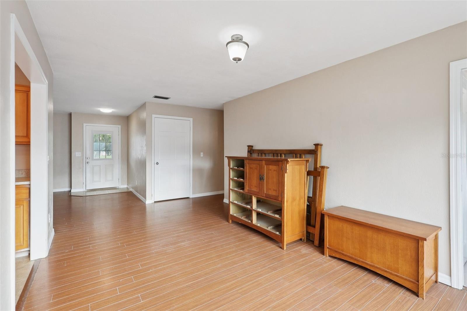 Image 18 of 68 For 5759 Dogwood Road