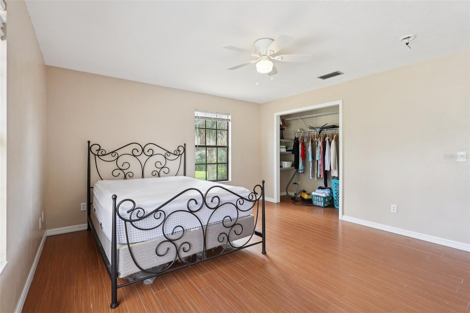 Image 22 of 68 For 5759 Dogwood Road