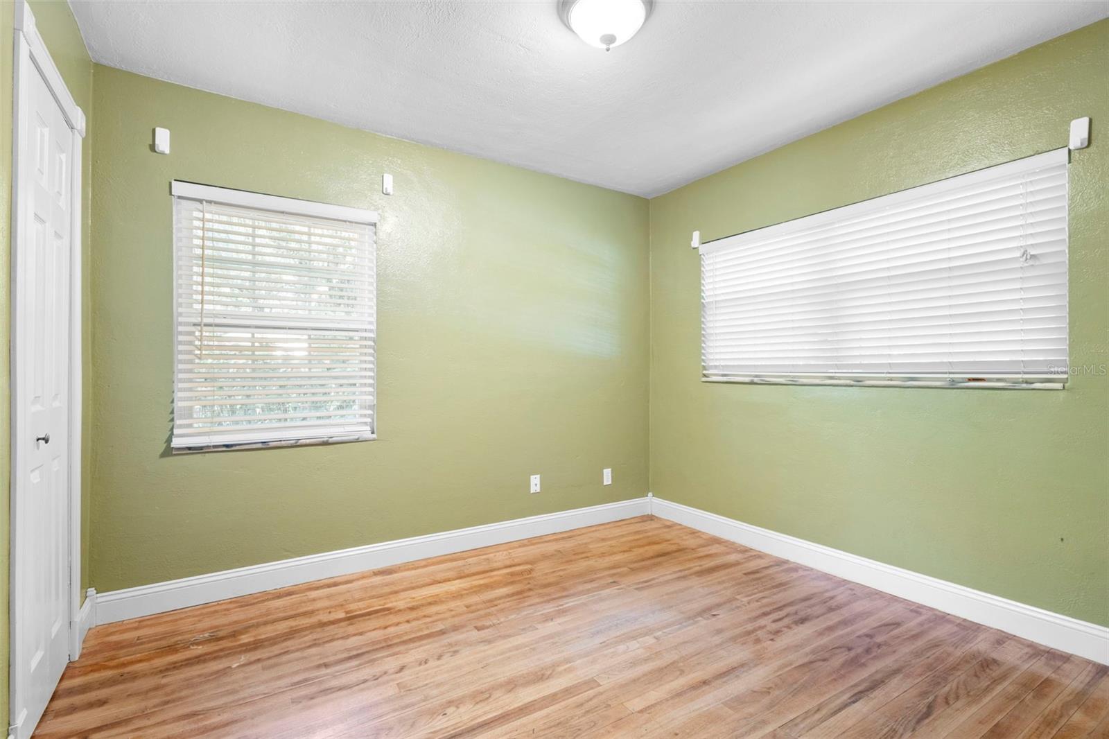 Image 15 of 36 For 611 Garfield Avenue