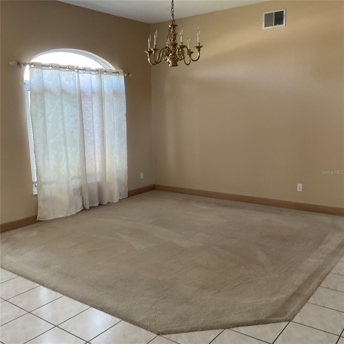 Image 15 of 18 For 715 Fairlawn Drive