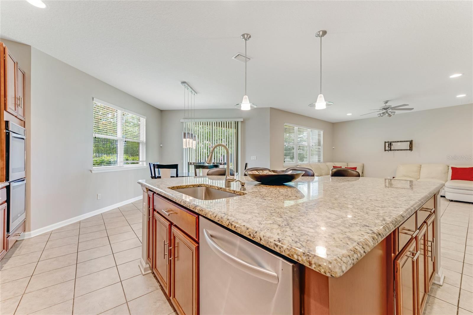Image 10 of 39 For 32 Abacus Avenue