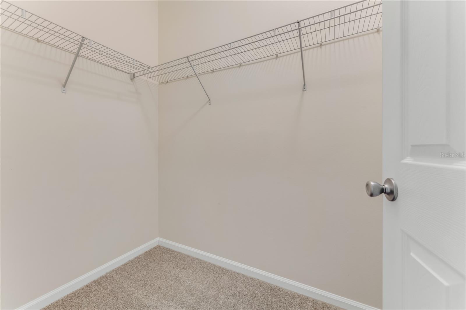 Image 20 of 39 For 32 Abacus Avenue