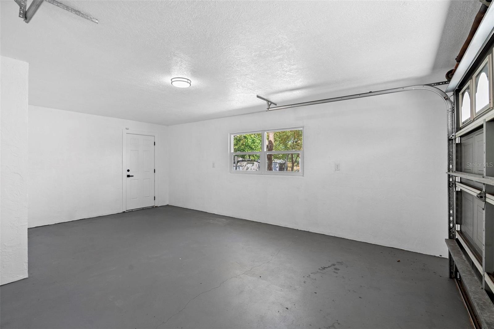Image 23 of 32 For 2240 Conway Drive