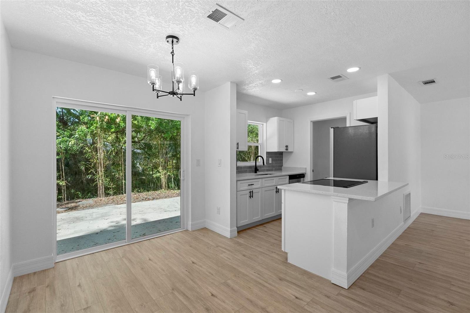 Image 4 of 32 For 2240 Conway Drive
