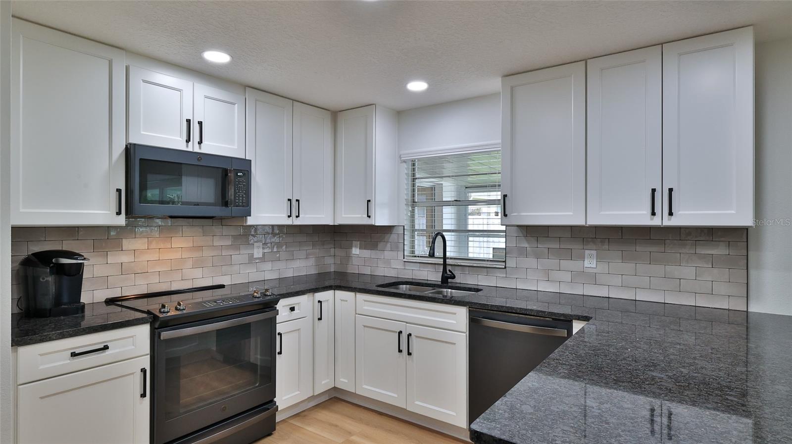 Image 11 of 37 For 2970 Lantern Drive
