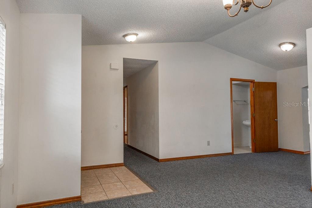 Image 4 of 16 For 155 Bluefield Avenue