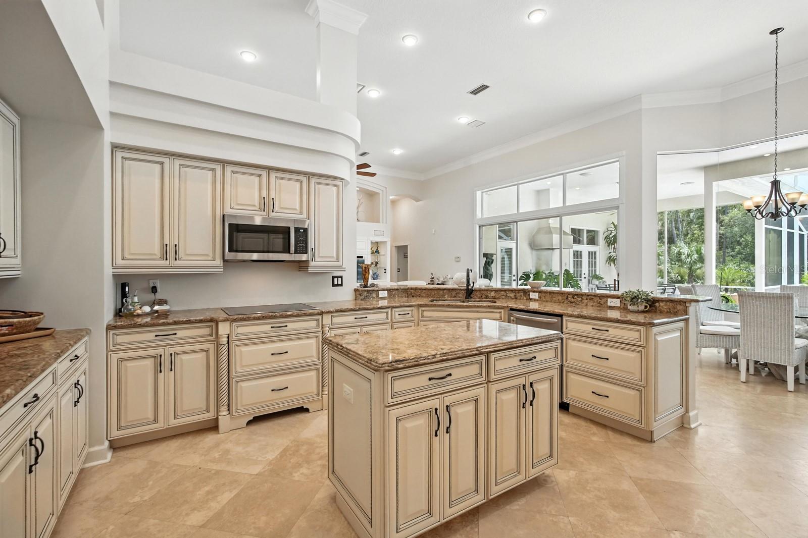 Image 21 of 81 For 19 Tomoka Cove Way