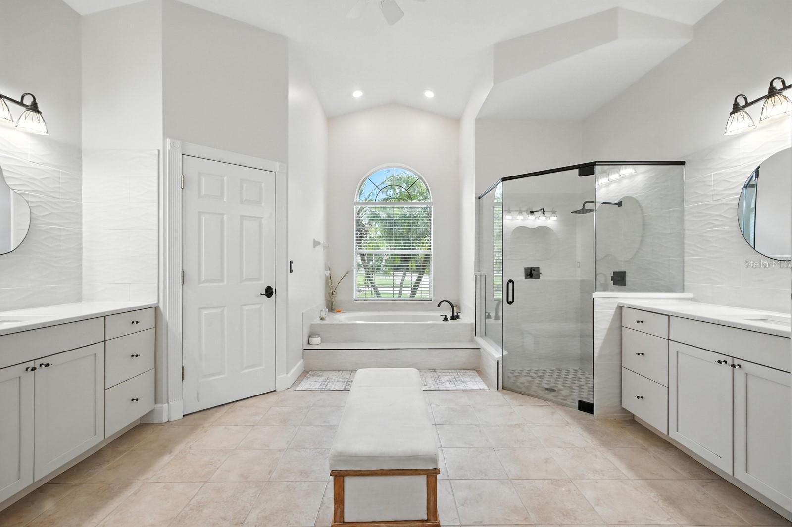 Image 35 of 81 For 19 Tomoka Cove Way