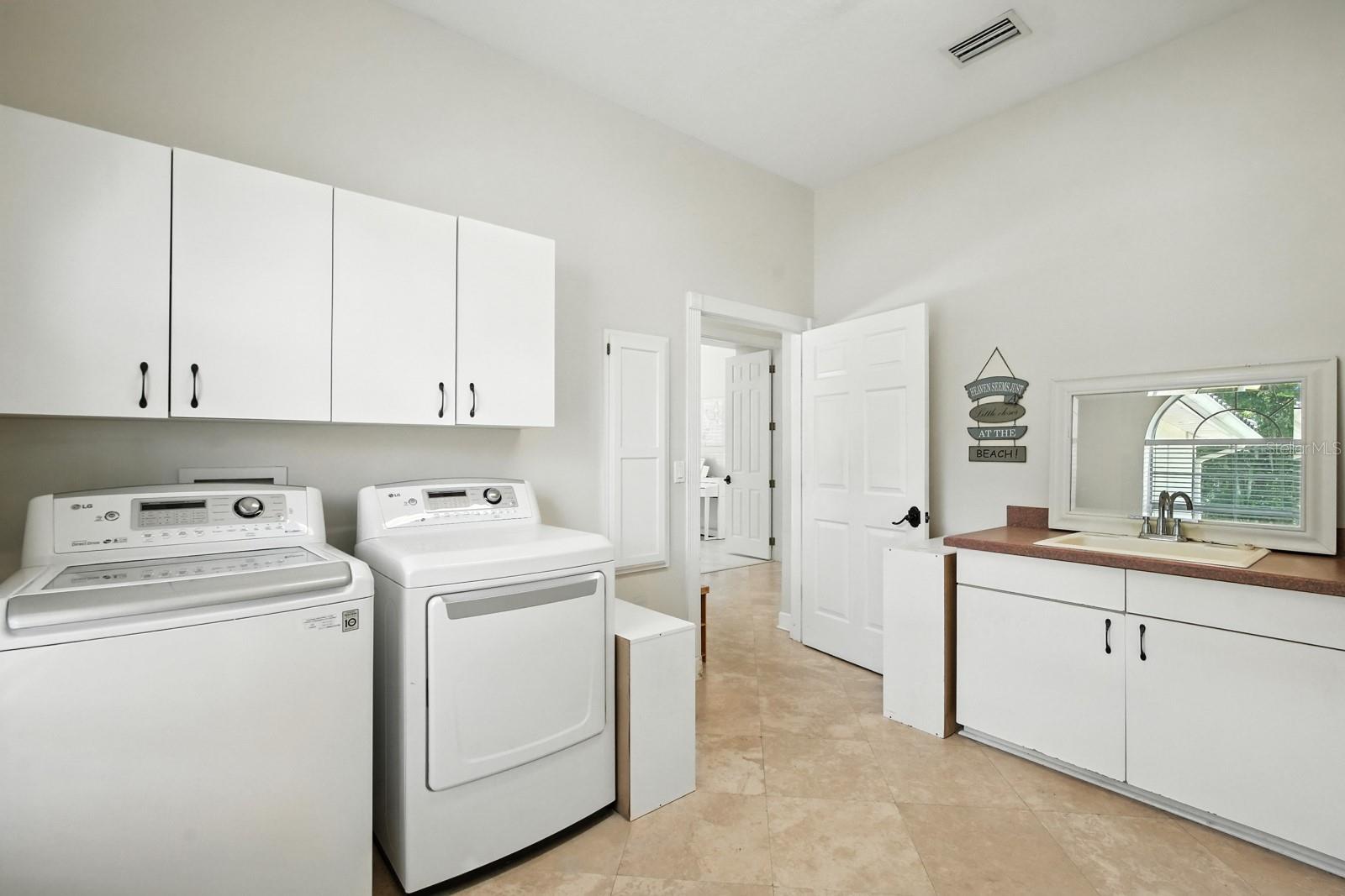 Image 55 of 81 For 19 Tomoka Cove Way