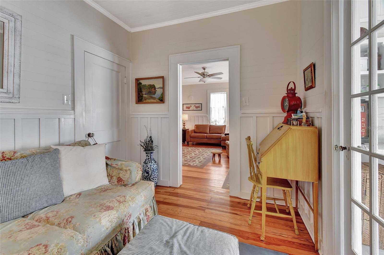 Image 22 of 49 For 1056 Stevens Street