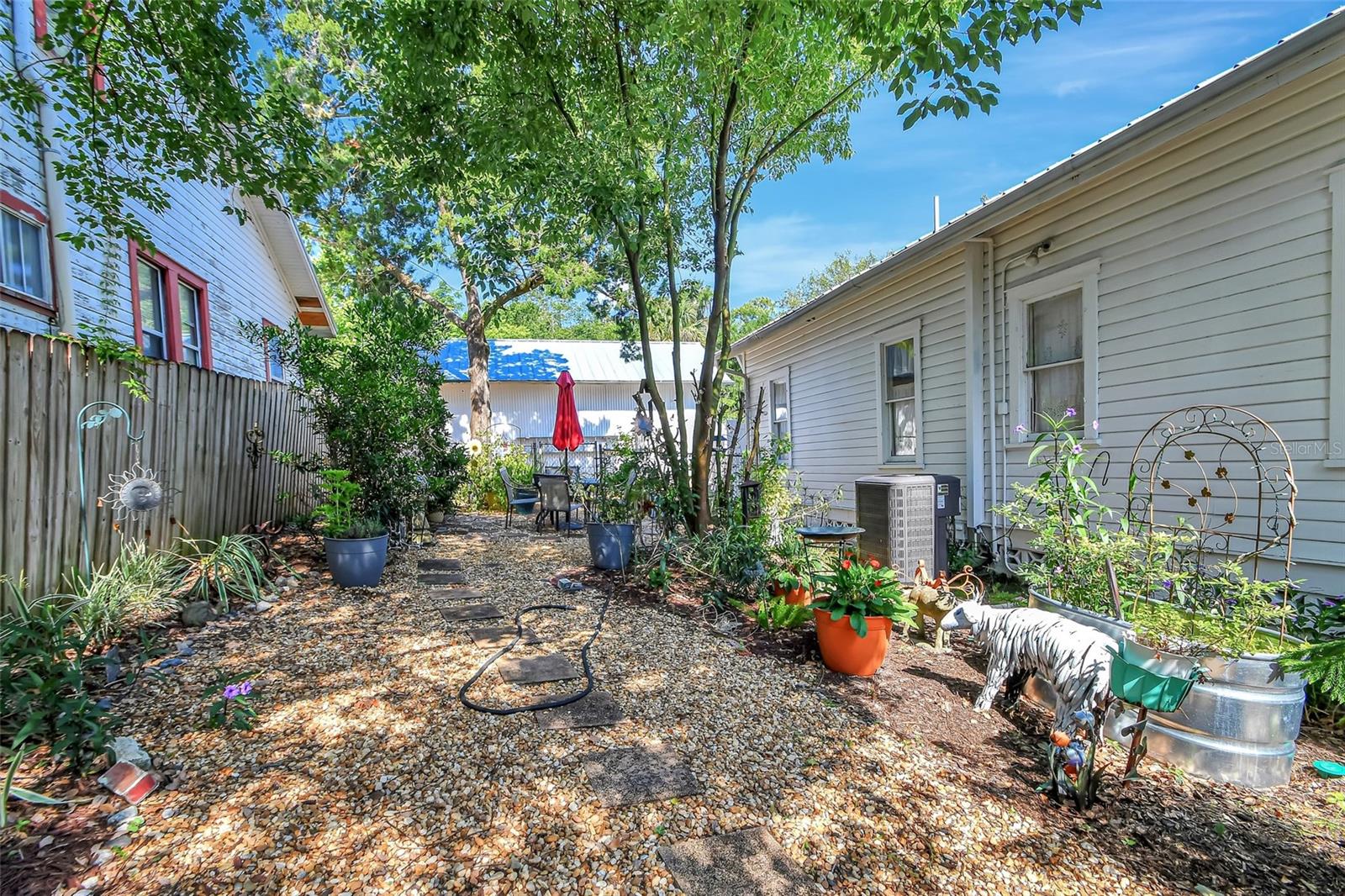 Image 35 of 49 For 1056 Stevens Street