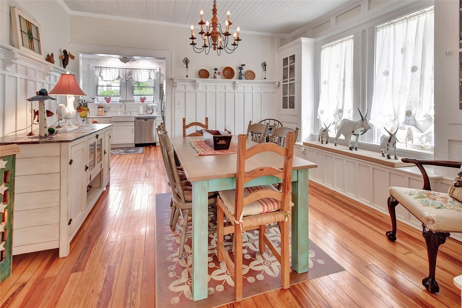 Image 9 of 49 For 1056 Stevens Street