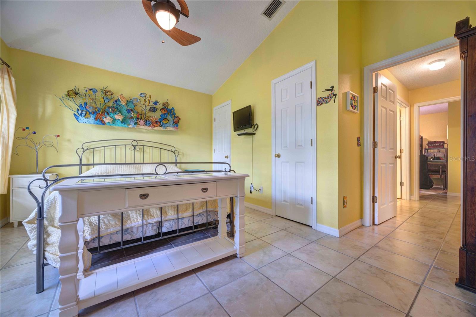 Image 34 of 51 For 1131 Lemonwood Avenue