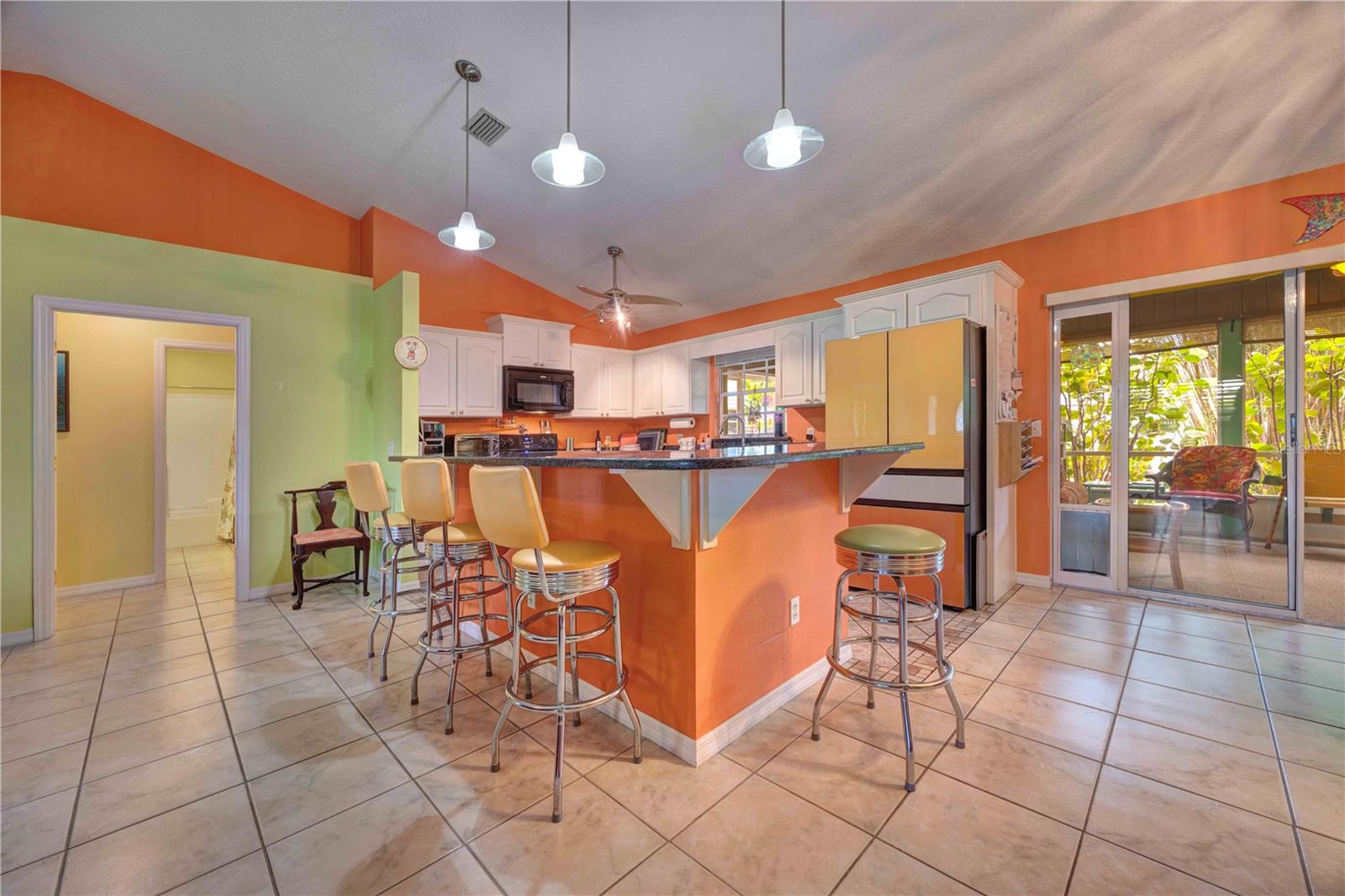 Image 9 of 51 For 1131 Lemonwood Avenue