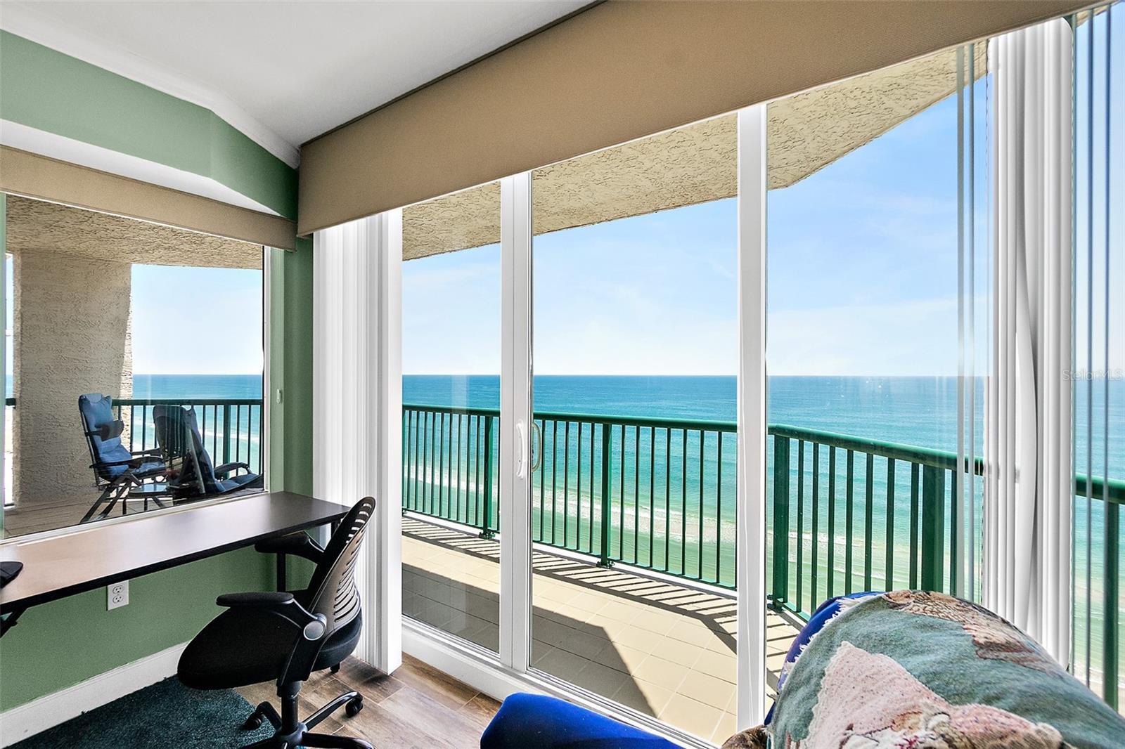 Image 24 of 65 For 3315 Atlantic Avenue 1605