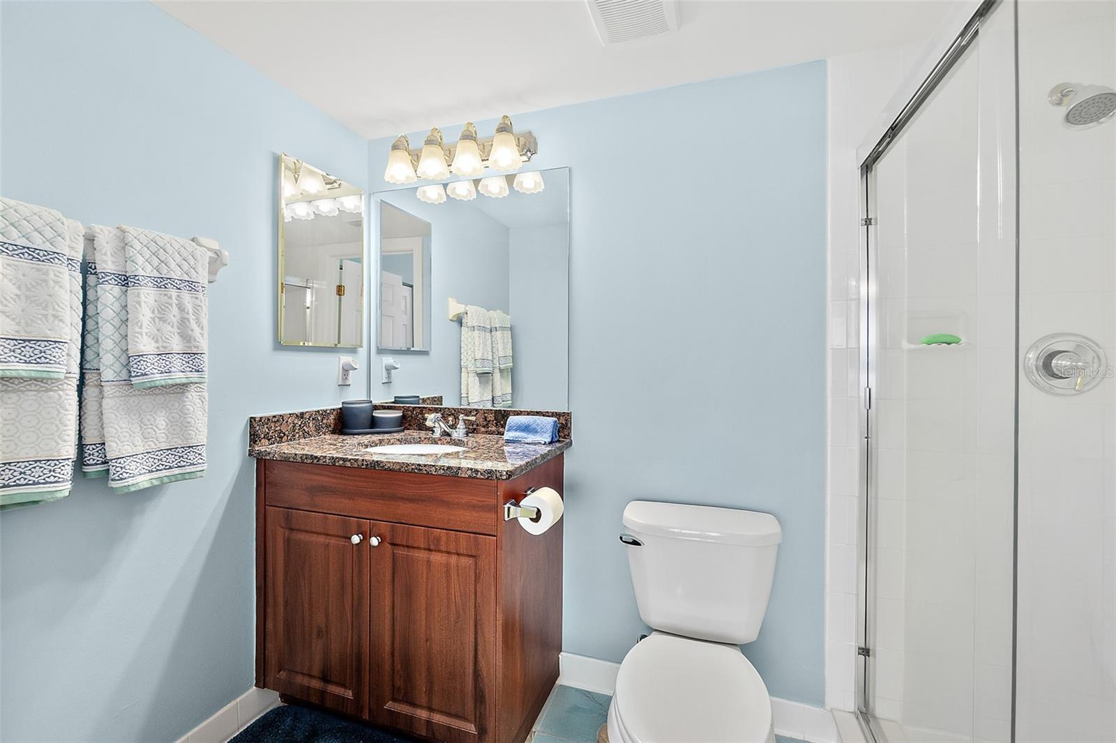 Image 36 of 65 For 3315 Atlantic Avenue 1605