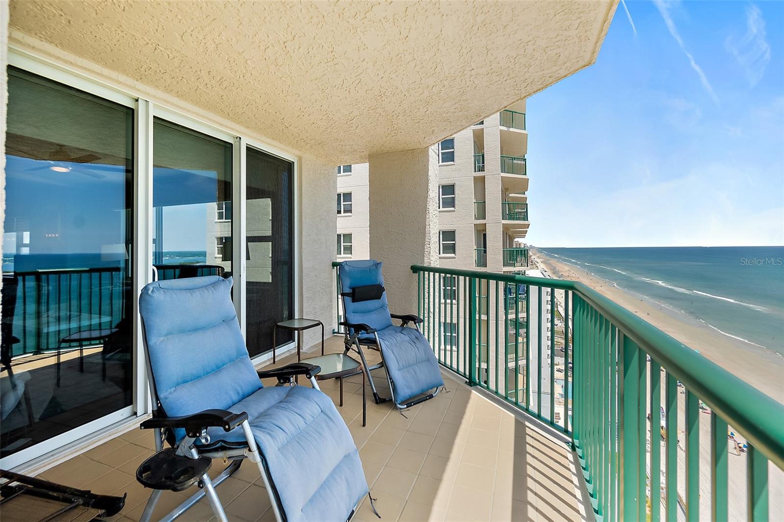 Image 9 of 65 For 3315 Atlantic Avenue 1605