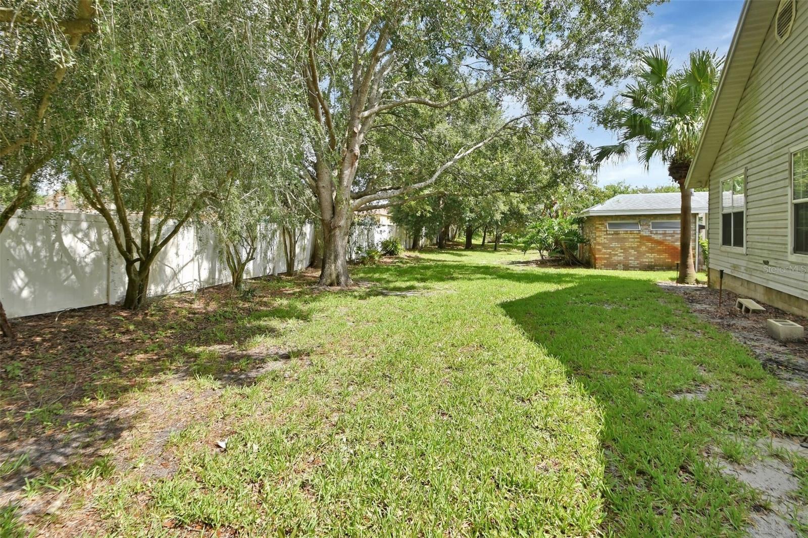 Image 29 of 37 For 2480 Glen Eagles Drive