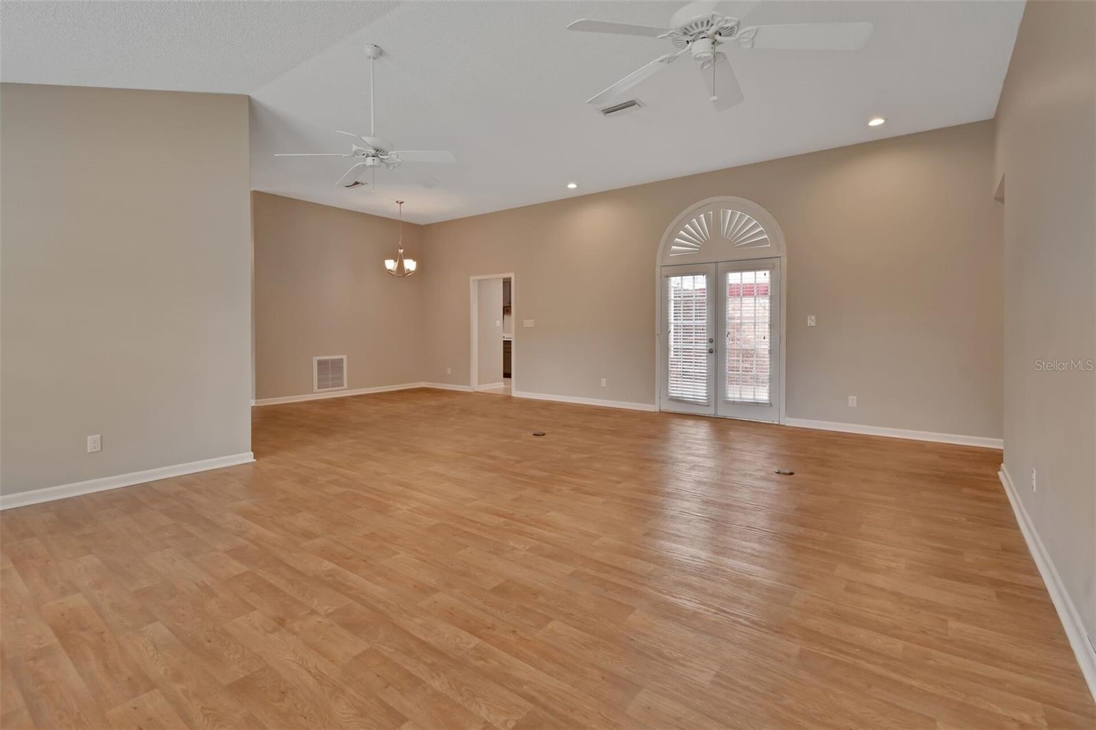 Image 6 of 37 For 2480 Glen Eagles Drive