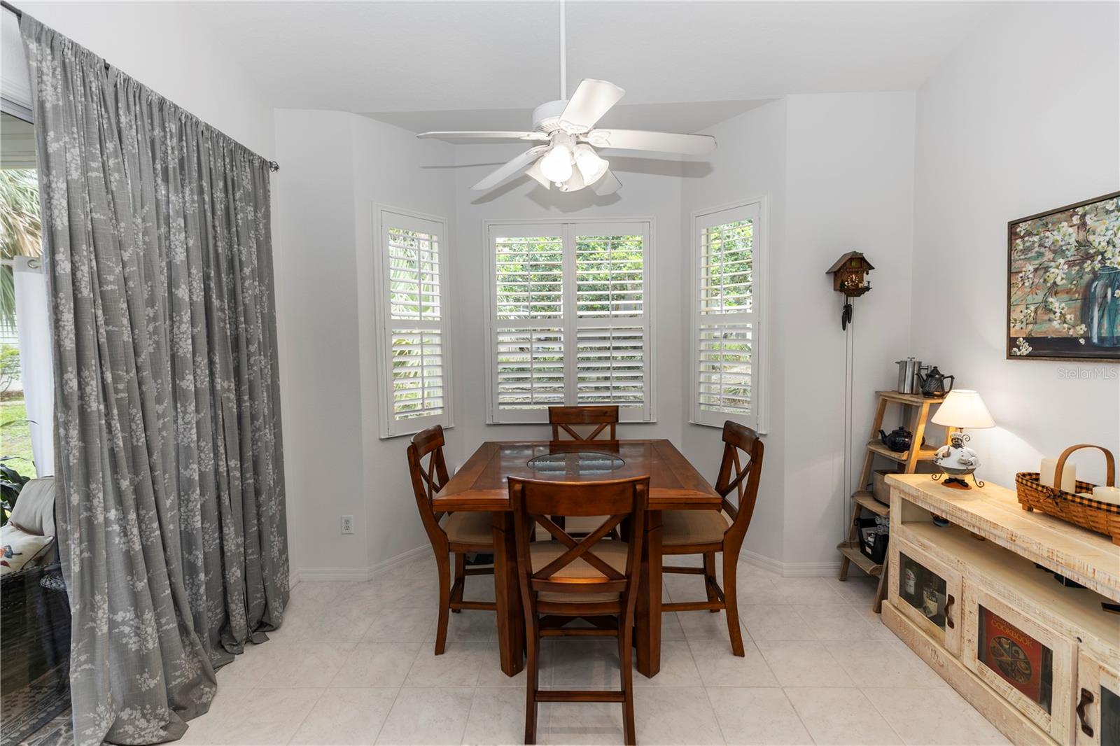 Image 13 of 44 For 232 River Village Drive