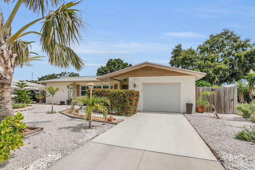 Details for 6012 1st Avenue W, BRADENTON, FL 34209