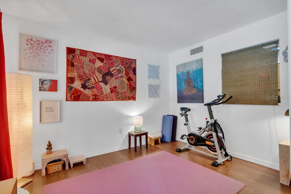 Image 11 of 20 For 6012 1st Avenue W
