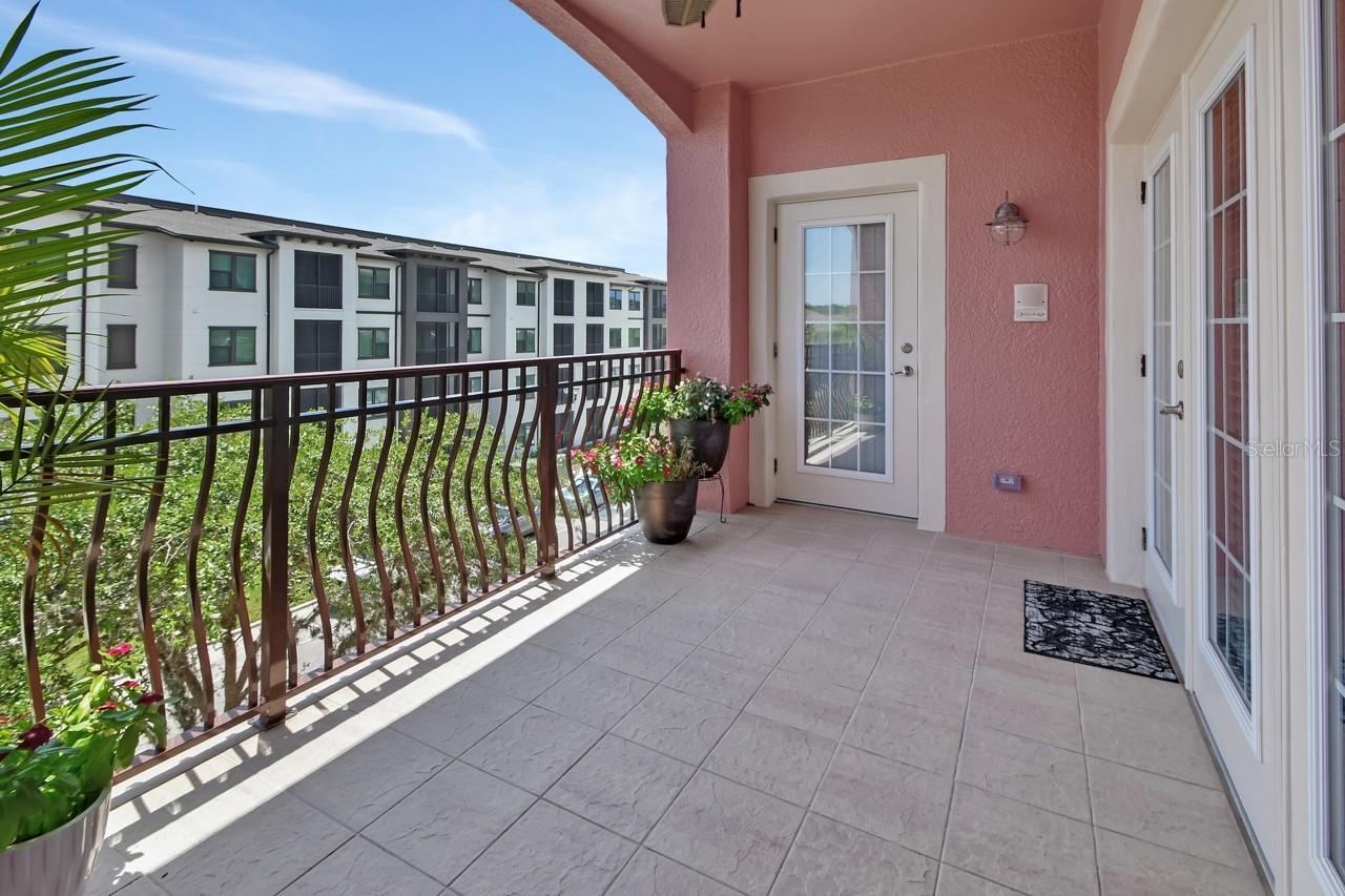 Image 43 of 51 For 424 Luna Bella Lane 330