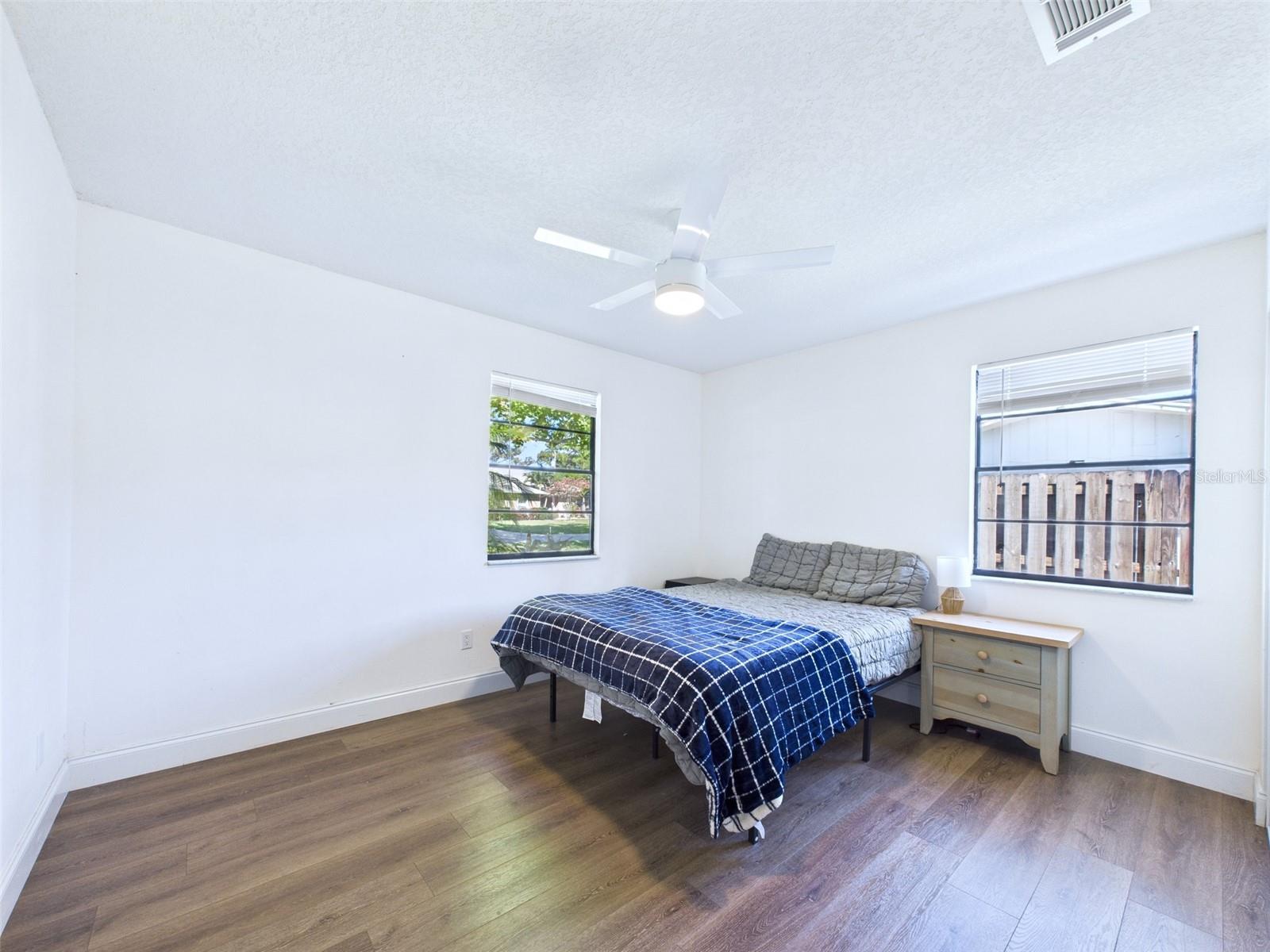 Image 16 of 22 For 2526 Victory Palm Drive