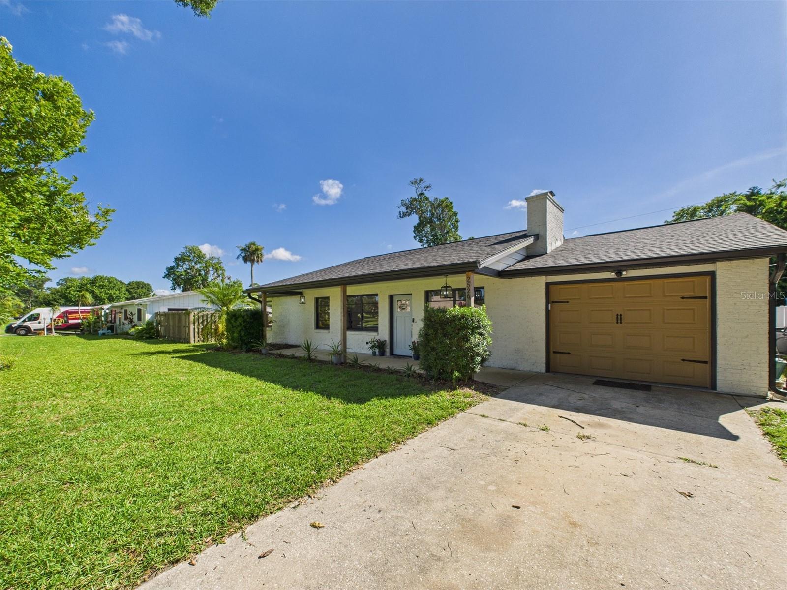 Image 22 of 22 For 2526 Victory Palm Drive