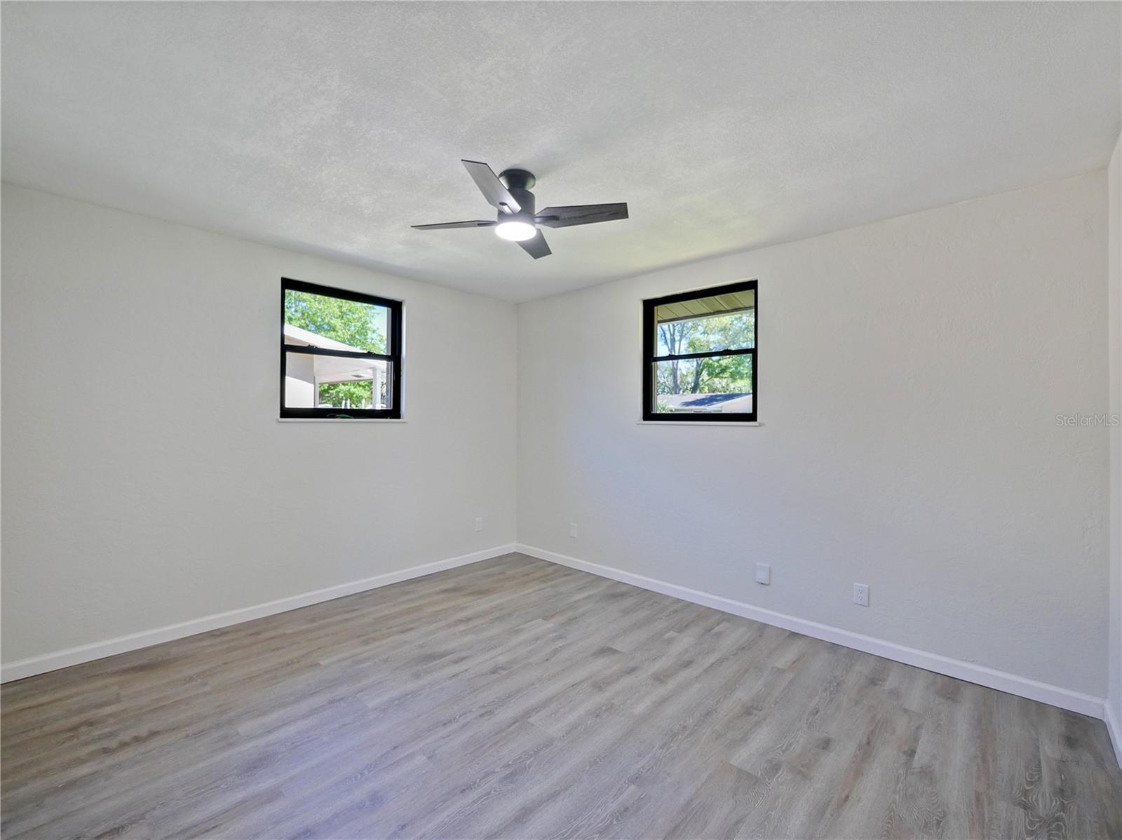Image 13 of 21 For 614 Johnson Drive