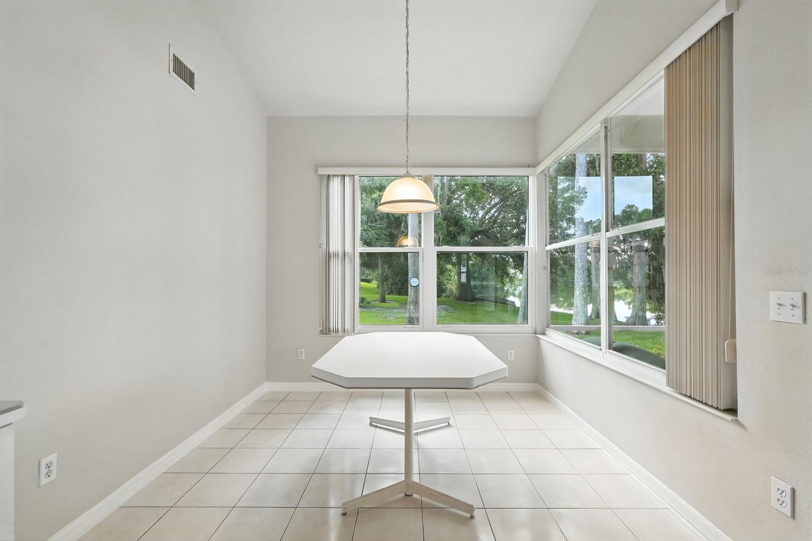 Image 14 of 37 For 3776 Sweet Grove Court